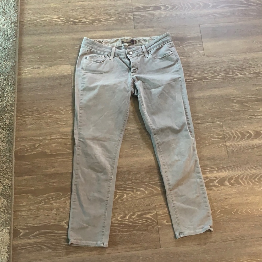 Paige Venice crop low rise pant- stretchy! Size 27